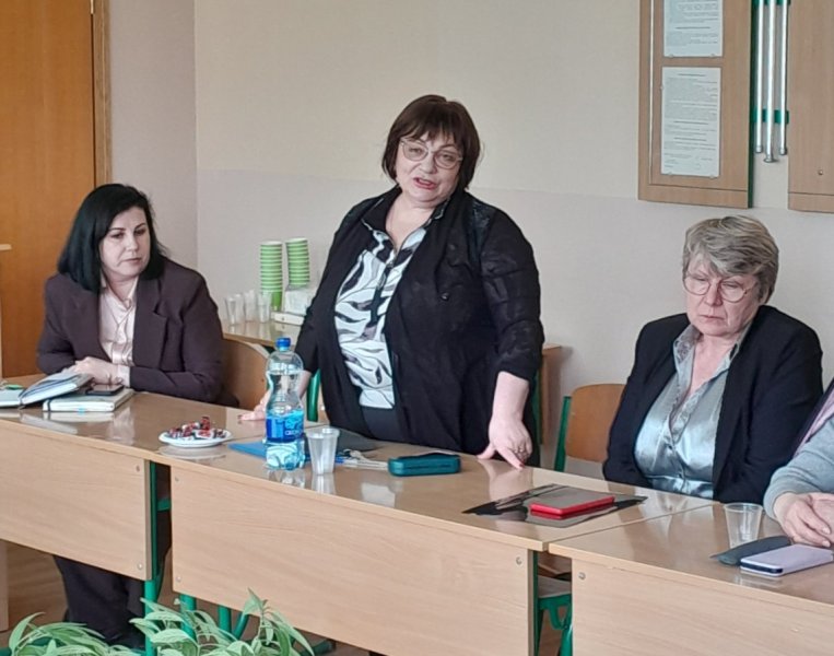 Учасників круглого столу вітає перший проректор, професор Надія ДРОБИК